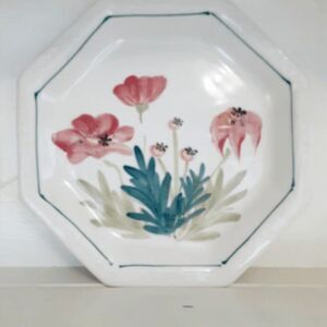 2 Artisan Studio Pottery Octagonal Luncheon Plates 9" Pink Floral Hand Painted